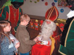 Sinterklaas op bezoek in Mater Dei Maria-ter-Heide
