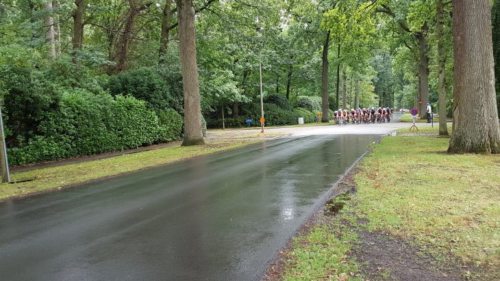 Wielerwedstrijd voor Dames Internationaal & Nationaal Memorial Marc Van Beek 1