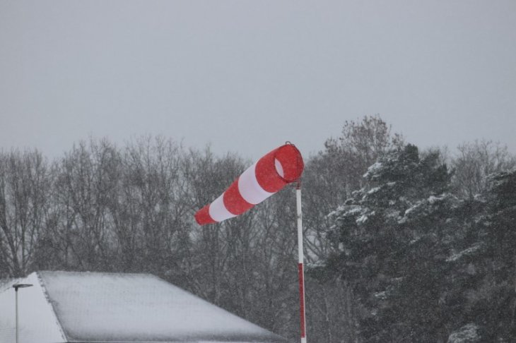 Sneeuw in Maria-ter-Heide (aan het Vliegveld)