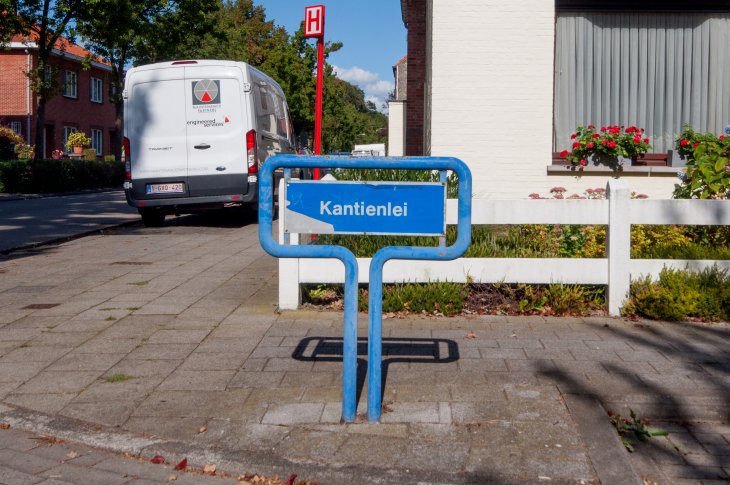 Straatnaambord: Kantienlei