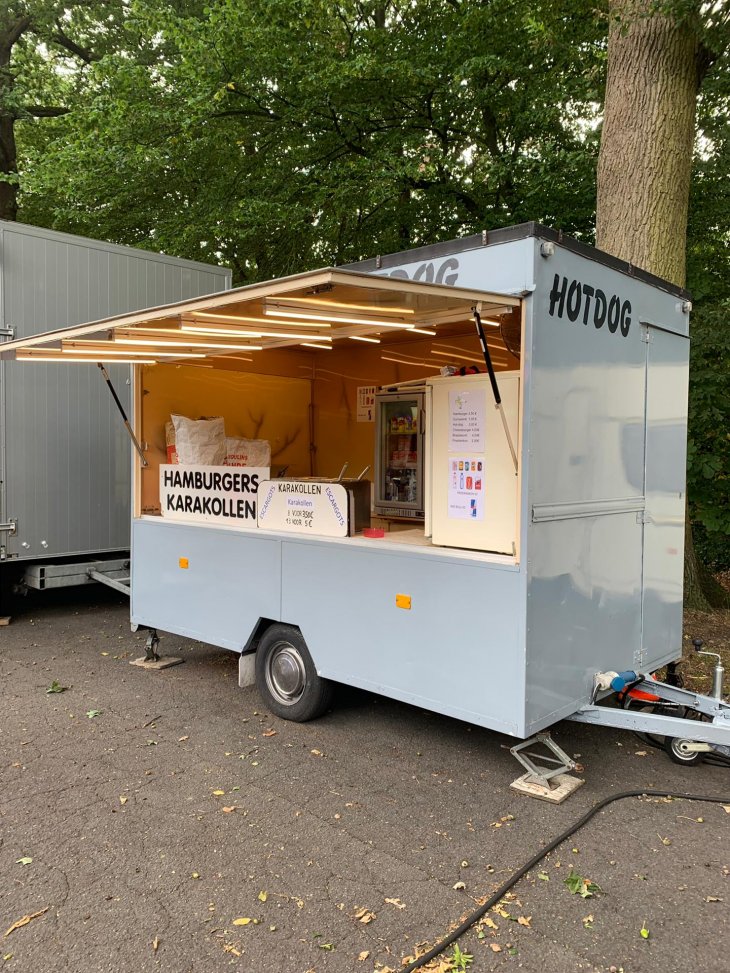 Kermis Kerkedreef - Hambuger / hotdog kraam