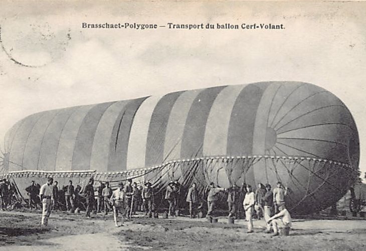 Transport met een vliegballon.