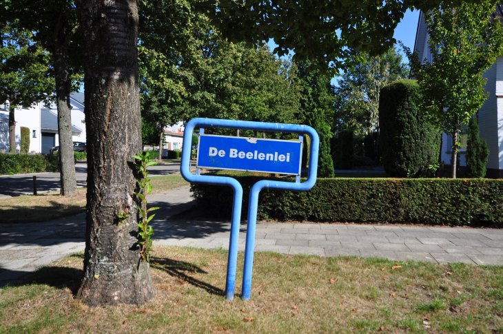 Straatnaambord: Beeldenlei